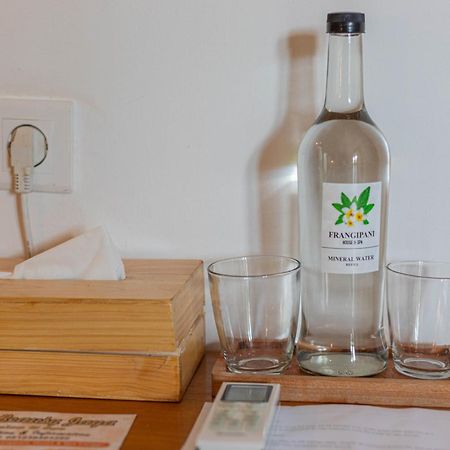 Frangipani House And Spa By Ecommerceloka Canggu Εξωτερικό φωτογραφία